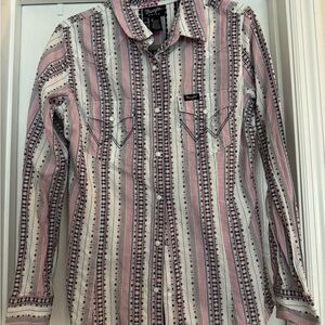 Women’s retro wrangler pearl snap Pink and White Striped Shirt